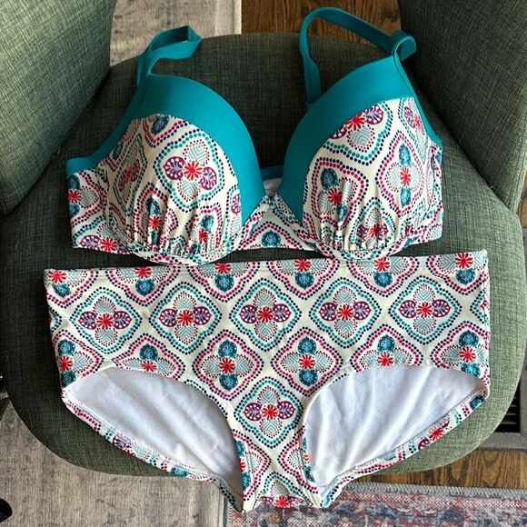 Boden Women bathing suit 2 piece bikini Teal Multicolor Patterned size 34DD/8 - Picture 1 of 5